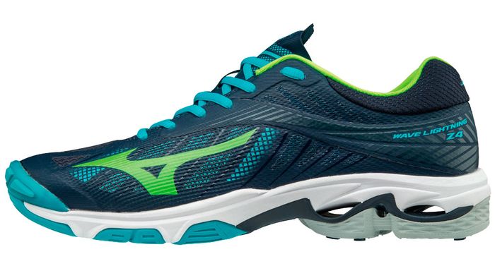 Волейбольные кроссовки Mizuno WAVE LIGHTNING Z4