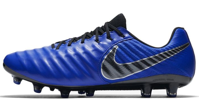 Футбольные бутсы Nike TIEMPO LEGEND 7 PRO AG-PRO
