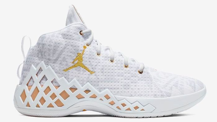 Баскетбольные кроссовки Jordan JUMPMAN DIAMOND MID